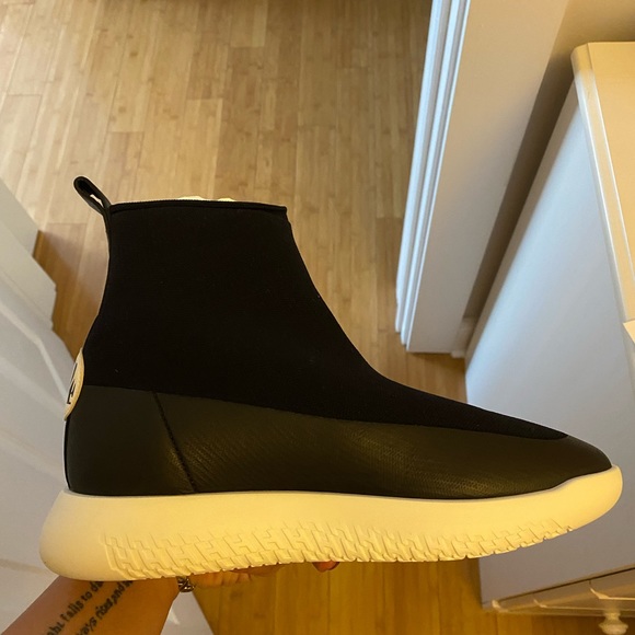 Hermès womens via sneakers - Picture 3 of 3